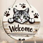 Cicás ajtódísz fából – Welcome felirattal és mancsnyomokkal