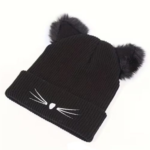 Cicás kötött sapka fekete színben elölnézet