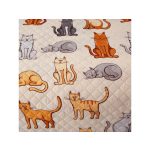 Macskamintás ágytakaró krémszínű alapú mintával