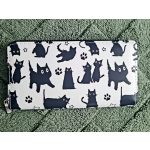 Fekete-fehér cicás hosszú pénztárca külső nézetben