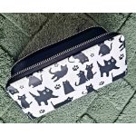 Fekete-fehér macskás pénztárca cipzárral