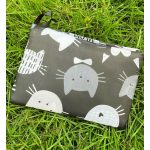 Praktikus fekete cicás táska mindennapi használatra